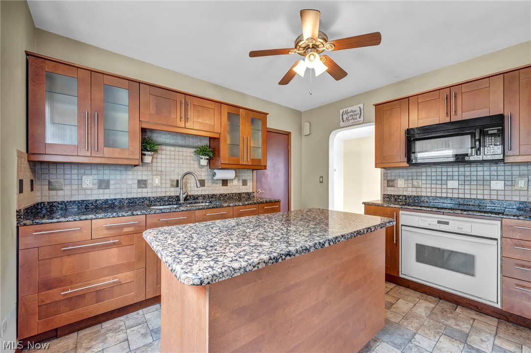 4301 Gamma Avenue Newburgh Heights OH 44105