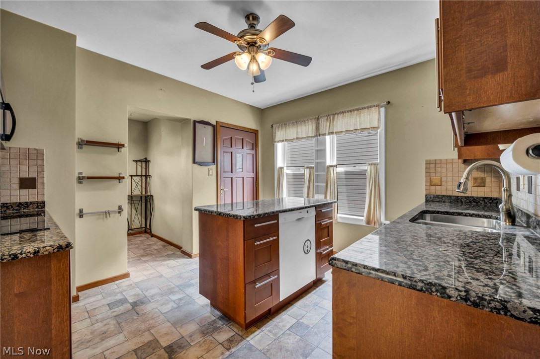 4301 Gamma Avenue Newburgh Heights OH 44105