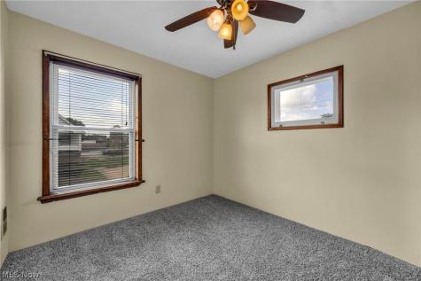 4301 Gamma Avenue Newburgh Heights OH 44105