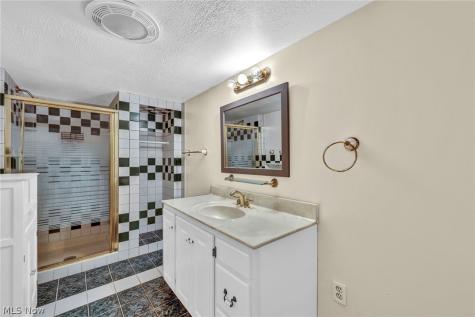 4301 Gamma Avenue Newburgh Heights OH 44105