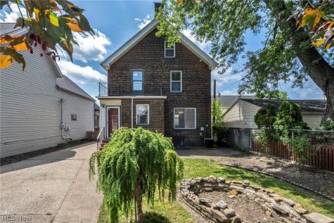 4301 Gamma Avenue Newburgh Heights OH 44105