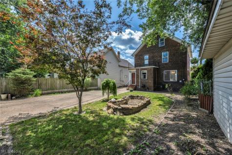 4301 Gamma Avenue Newburgh Heights OH 44105