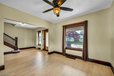 4301 Gamma Avenue Newburgh Heights OH 44105