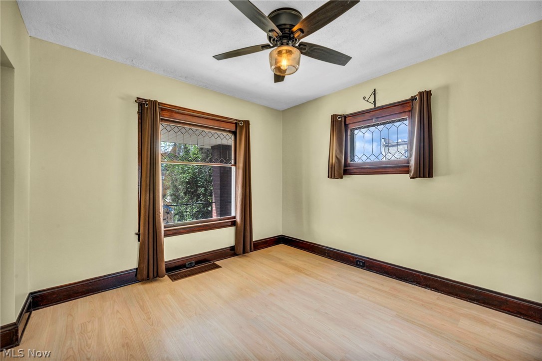 4301 Gamma Avenue Newburgh Heights OH 44105