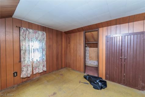 20861 Woodstock Avenue Fairview Park OH 44126