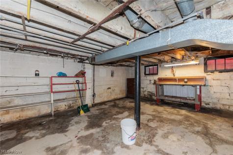 20861 Woodstock Avenue Fairview Park OH 44126