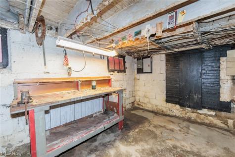 20861 Woodstock Avenue Fairview Park OH 44126
