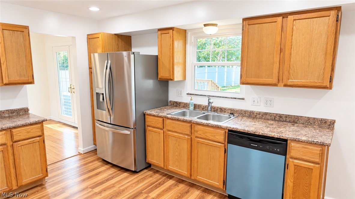 6820 Chadbourne Drive North Olmsted OH 44070