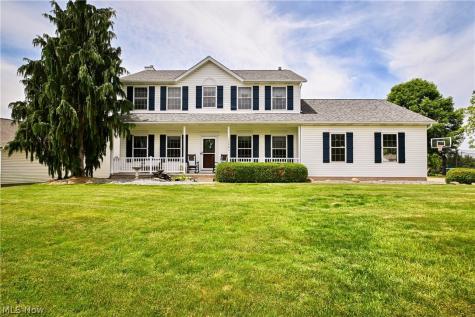 1295 Cheverton Avenue Louisville OH 44641