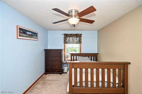 1295 Cheverton Avenue Louisville OH 44641