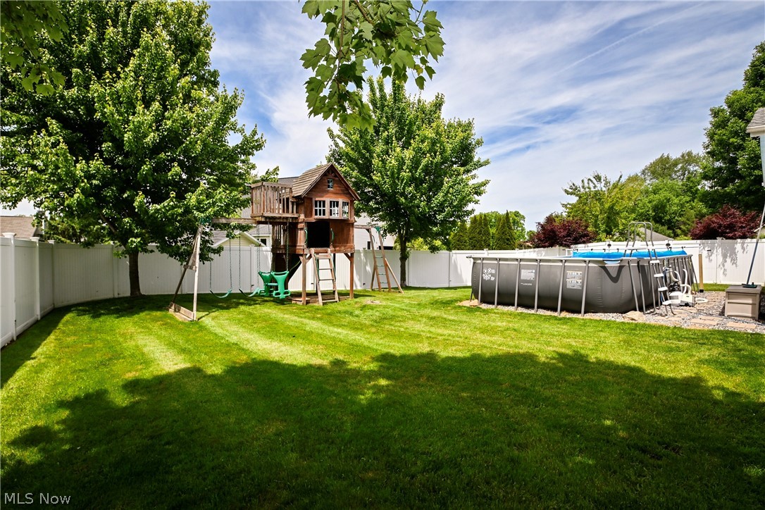 1295 Cheverton Avenue Louisville OH 44641