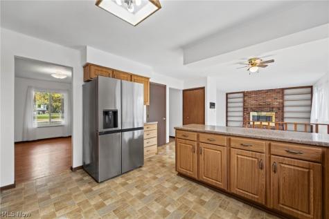 1048 Sherwood Drive Macedonia OH 44056