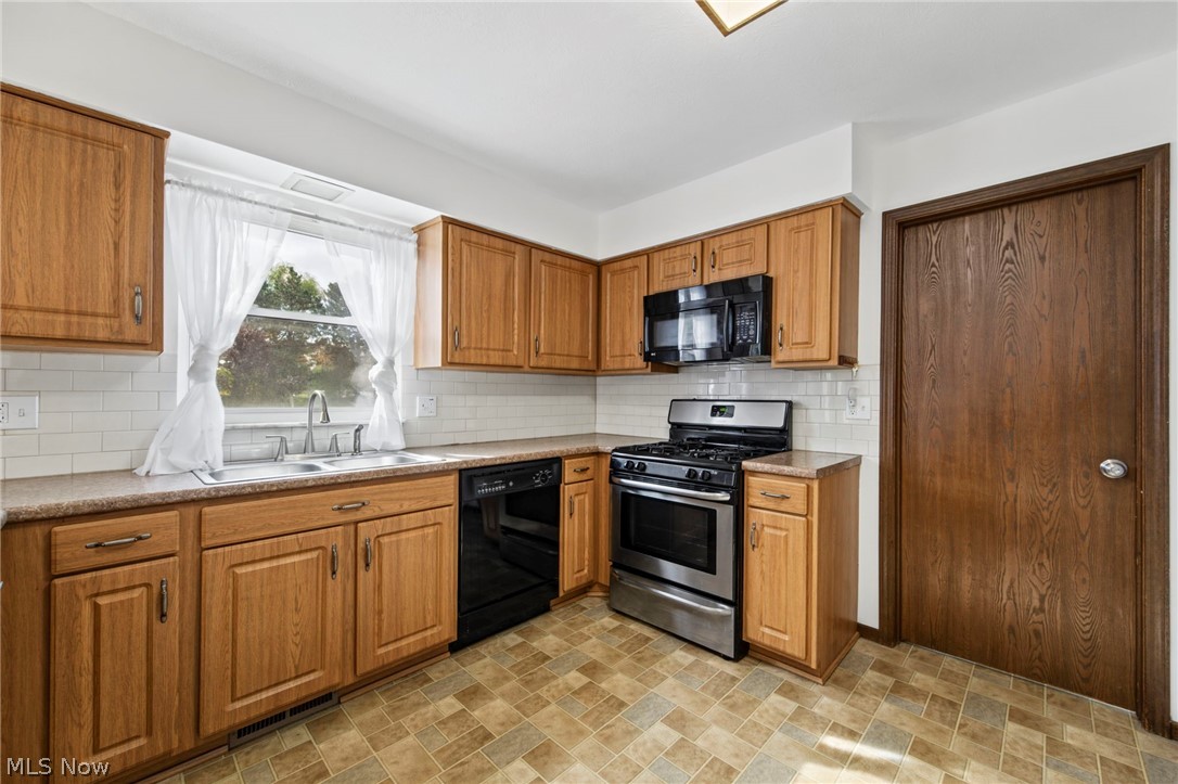 1048 Sherwood Drive Macedonia OH 44056