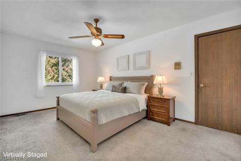 1048 Sherwood Drive Macedonia OH 44056