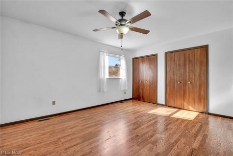 1048 Sherwood Drive Macedonia OH 44056