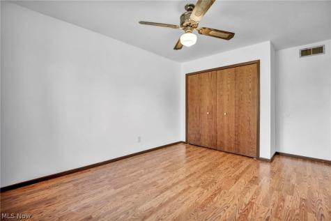 1048 Sherwood Drive Macedonia OH 44056