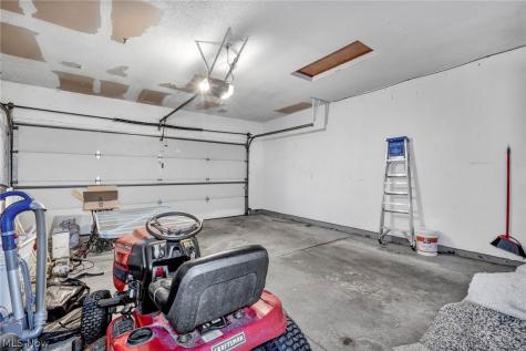 1048 Sherwood Drive Macedonia OH 44056