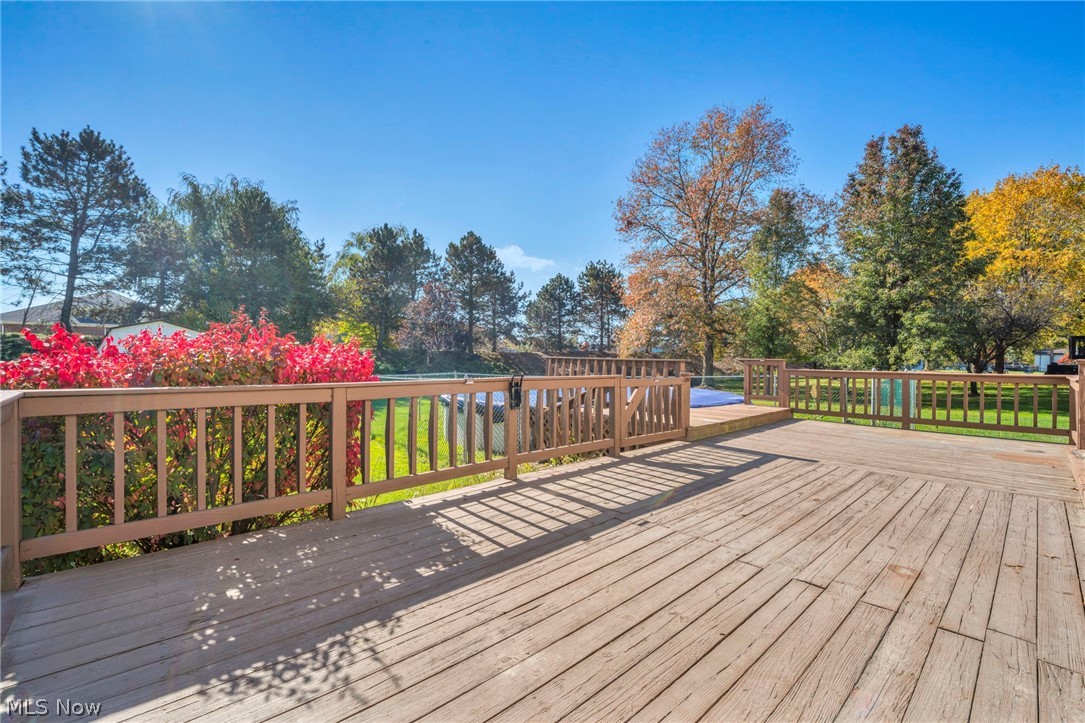 1048 Sherwood Drive Macedonia OH 44056