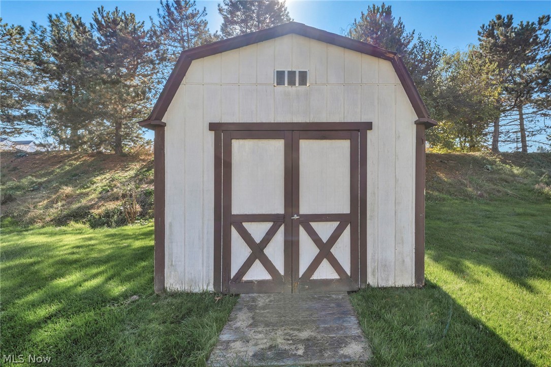 1048 Sherwood Drive Macedonia OH 44056