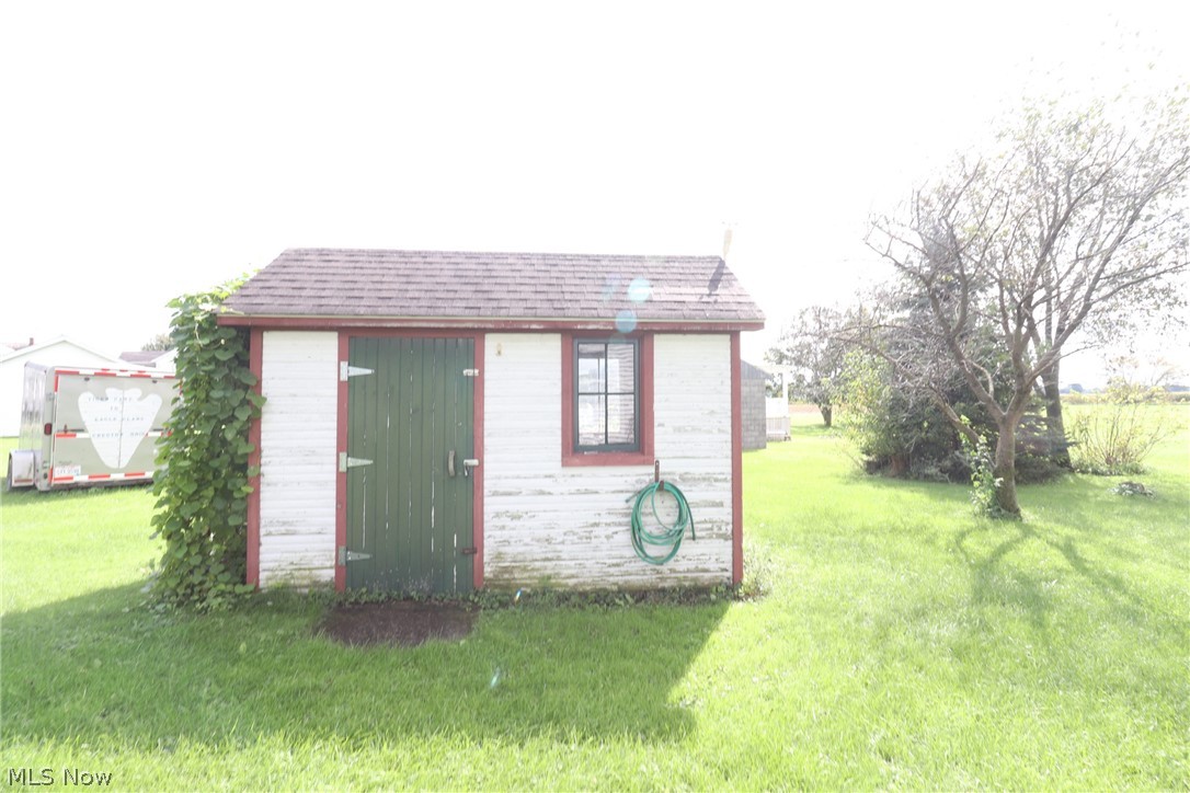13912 Kauffman Avenue Sterling OH 44276