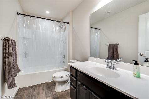 2326 Orchard Circle Ravenna OH 44266