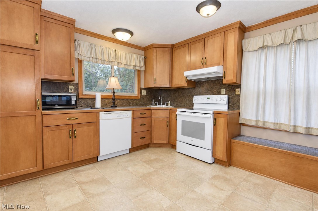 8161 Midland Road Mentor OH 44060