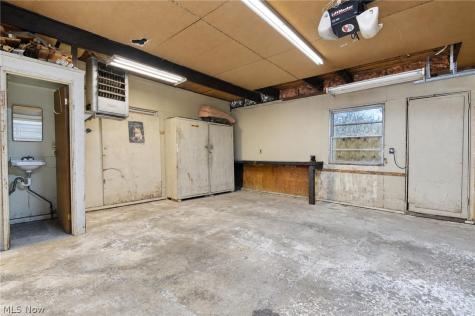 8161 Midland Road Mentor OH 44060