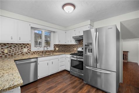 4004 Washington Avenue Lorain OH 44052