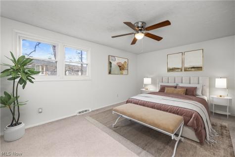 4004 Washington Avenue Lorain OH 44052