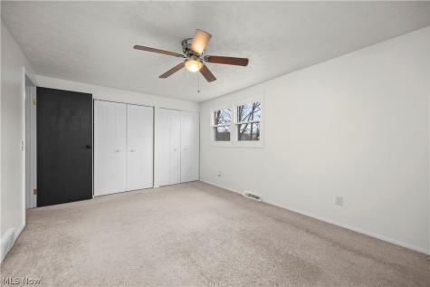 4004 Washington Avenue Lorain OH 44052
