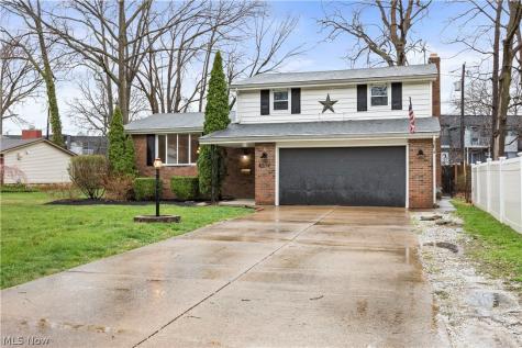 4004 Washington Avenue Lorain OH 44052