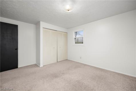 4004 Washington Avenue Lorain OH 44052