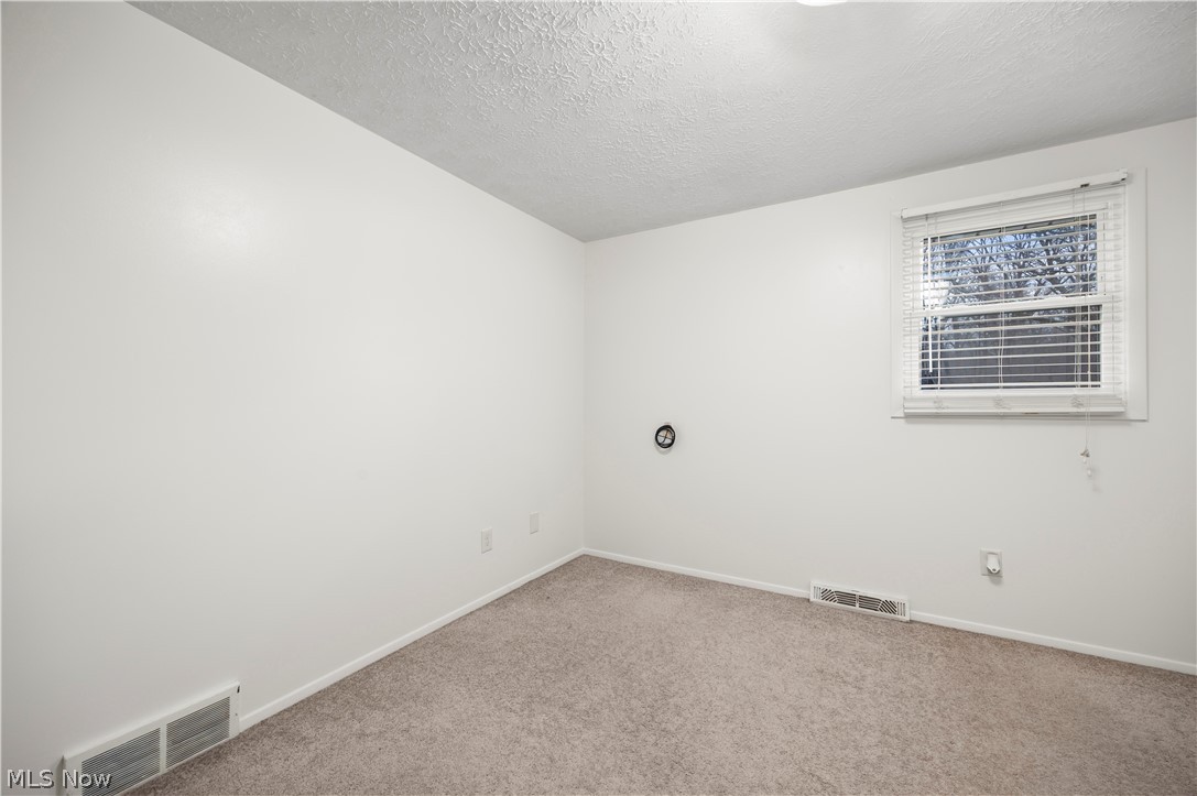 4004 Washington Avenue Lorain OH 44052