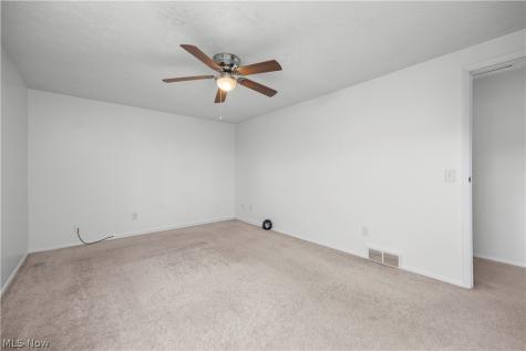 4004 Washington Avenue Lorain OH 44052