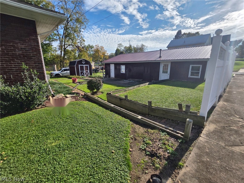 46701 State Route 46 New Waterford OH 44445
