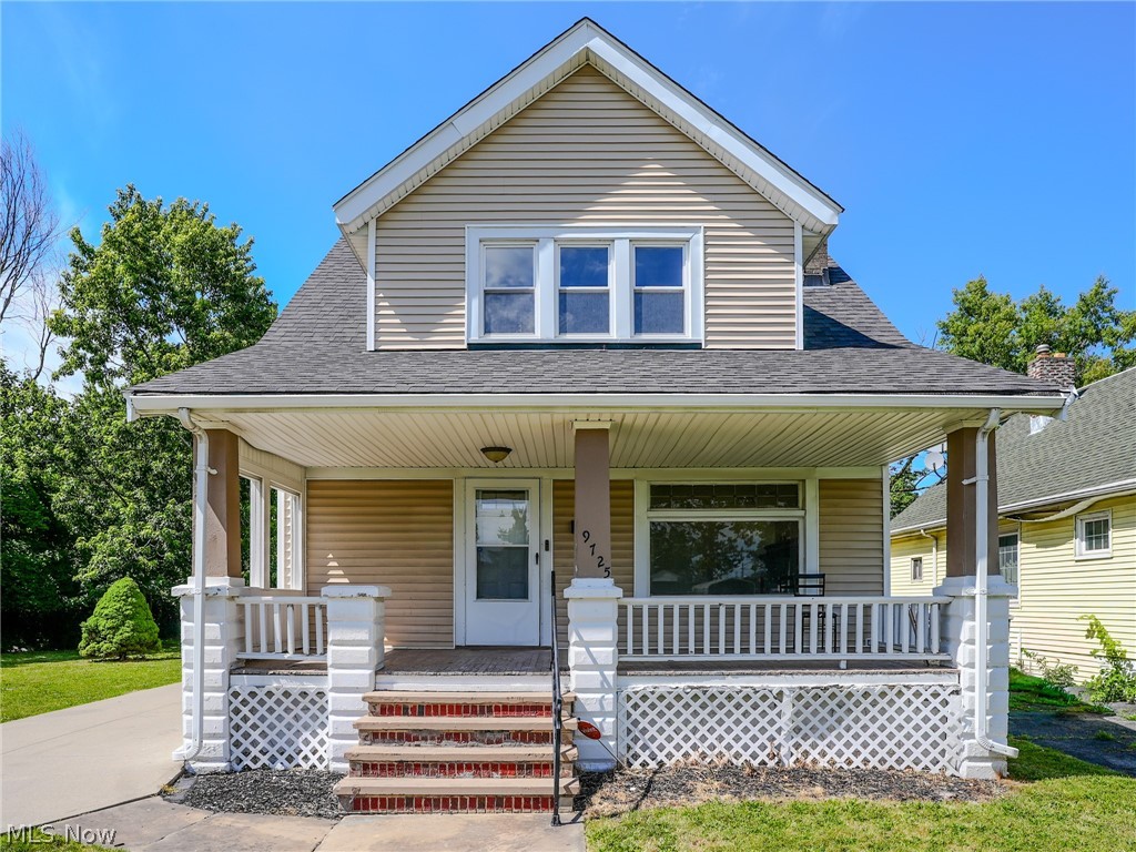 9725 Parkview Avenue Garfield Heights OH 44125