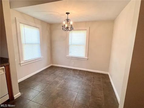 9725 Parkview Avenue Garfield Heights OH 44125