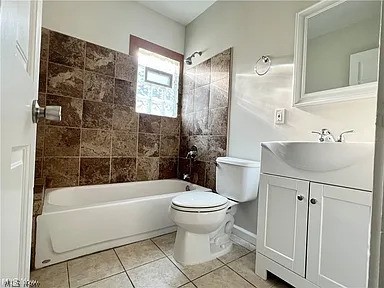 9725 Parkview Avenue Garfield Heights OH 44125