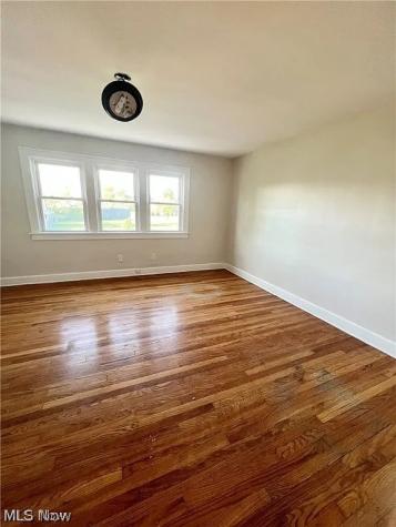 9725 Parkview Avenue Garfield Heights OH 44125