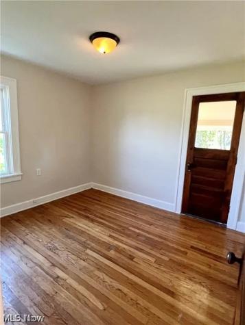9725 Parkview Avenue Garfield Heights OH 44125