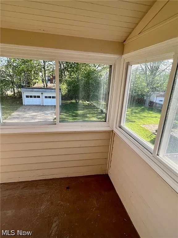 9725 Parkview Avenue Garfield Heights OH 44125