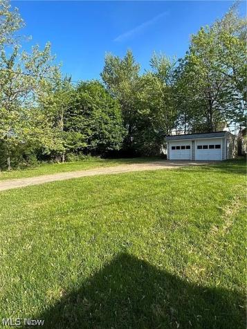 9725 Parkview Avenue Garfield Heights OH 44125