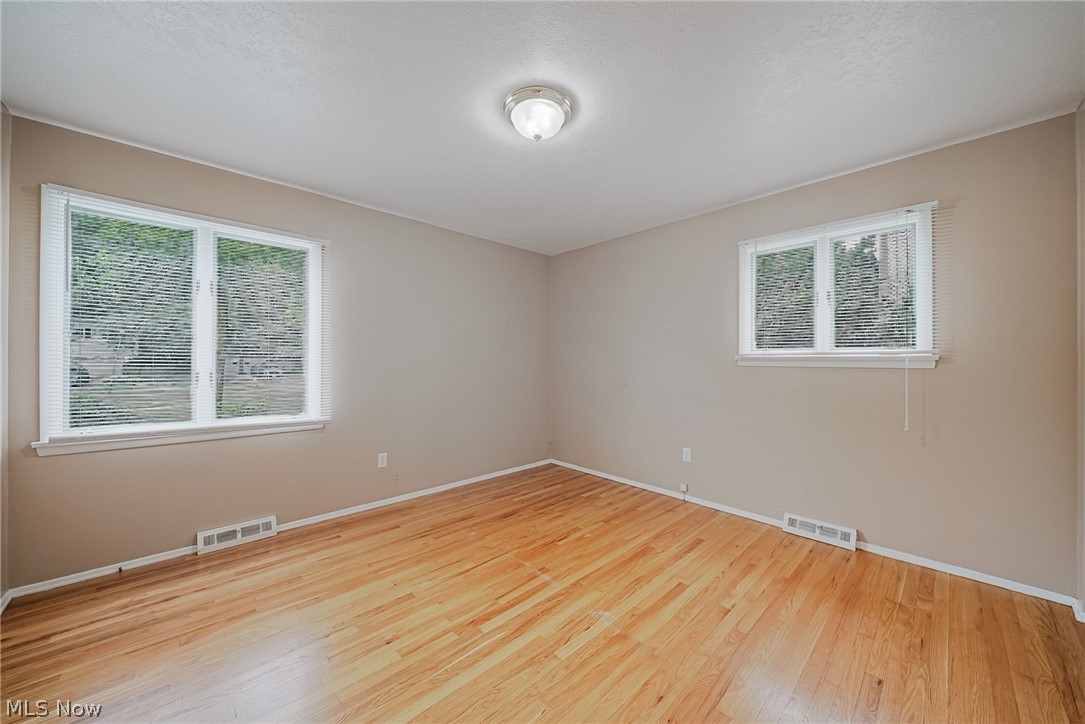 6531 Brighton Drive North Olmsted OH 44070
