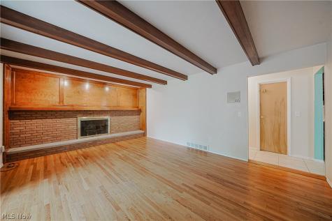 6531 Brighton Drive North Olmsted OH 44070