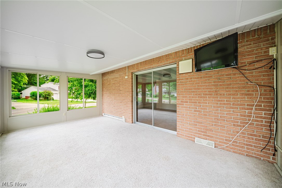 6531 Brighton Drive North Olmsted OH 44070
