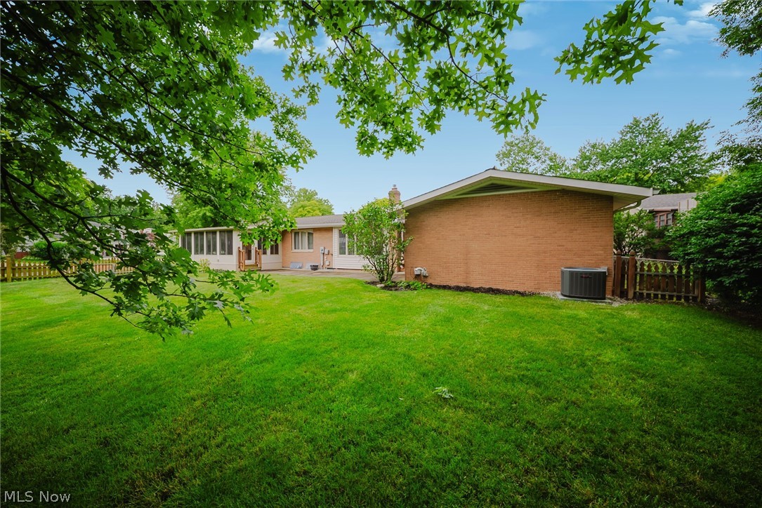 6531 Brighton Drive North Olmsted OH 44070
