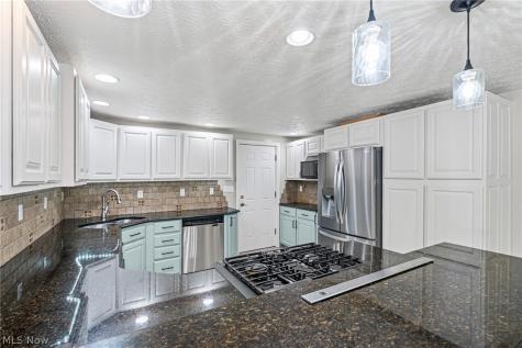 12335 Robson Road Grafton OH 44044