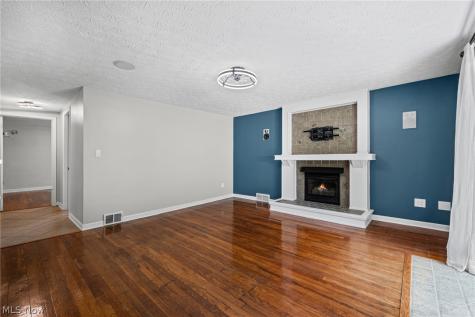 12335 Robson Road Grafton OH 44044