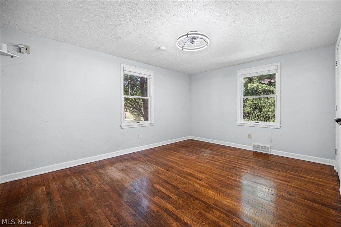 12335 Robson Road Grafton OH 44044