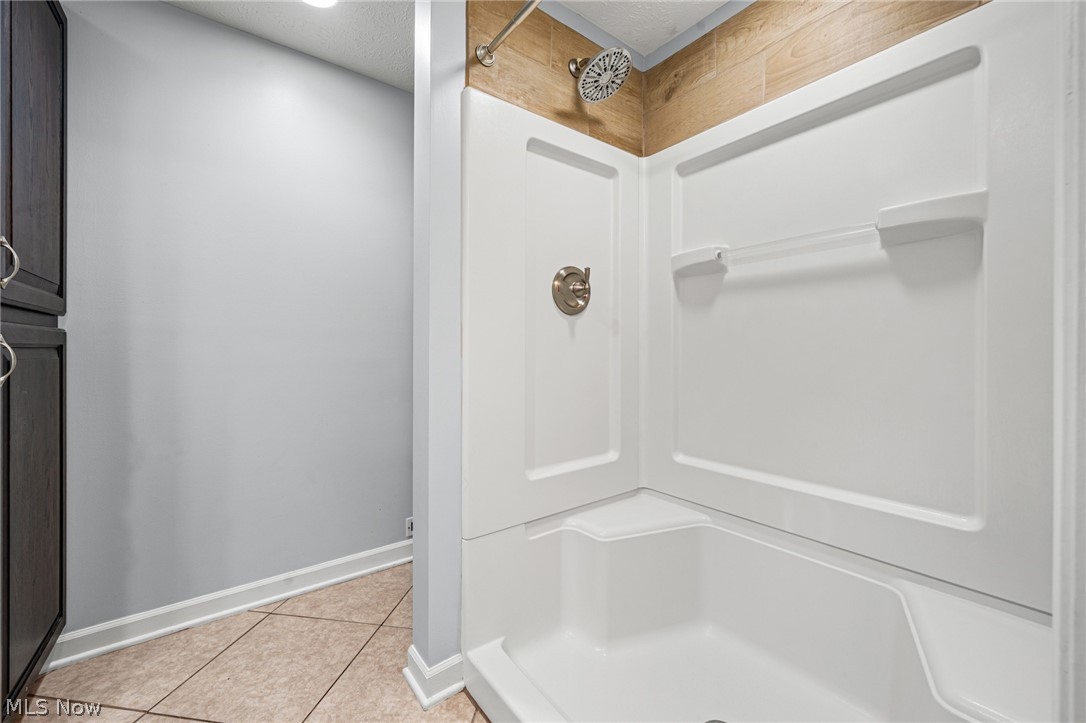12335 Robson Road Grafton OH 44044